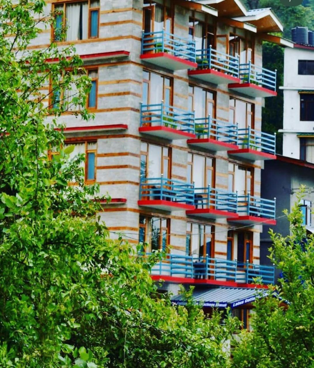 מנאלי Hotel Himachal Heights מראה חיצוני תמונה