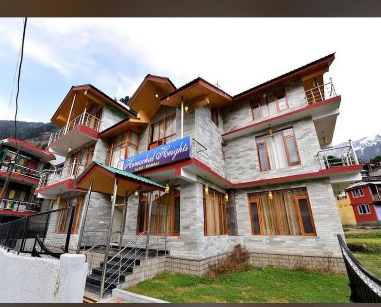 מנאלי Hotel Himachal Heights מראה חיצוני תמונה